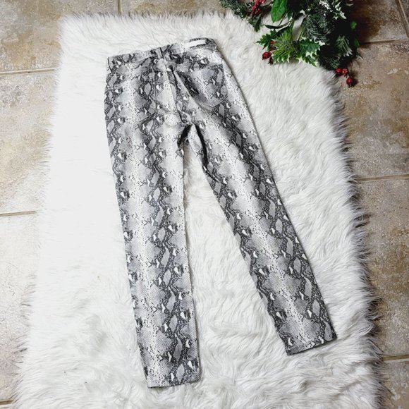 Cello Womens Black and White Phyton Print Skinny Jeans - Picture 2 of 3
